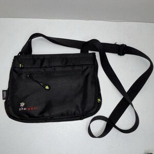 Black bag Sherpani Zoom travel bag purse crossbody